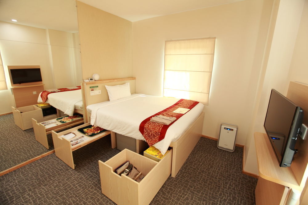 Super Hotel Rangun Zewnętrze zdjęcie