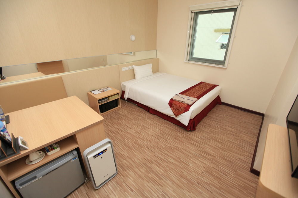 Super Hotel Rangun Zewnętrze zdjęcie