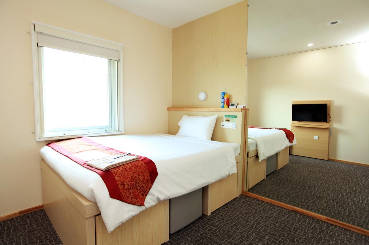 Super Hotel Rangun Zewnętrze zdjęcie