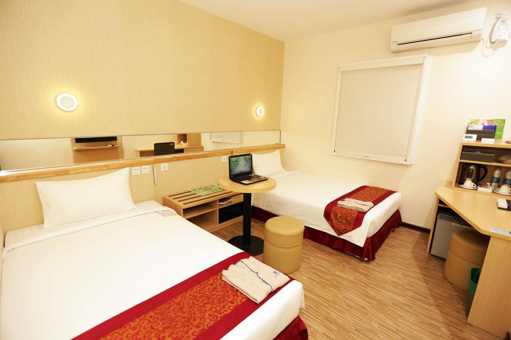Super Hotel Rangun Zewnętrze zdjęcie